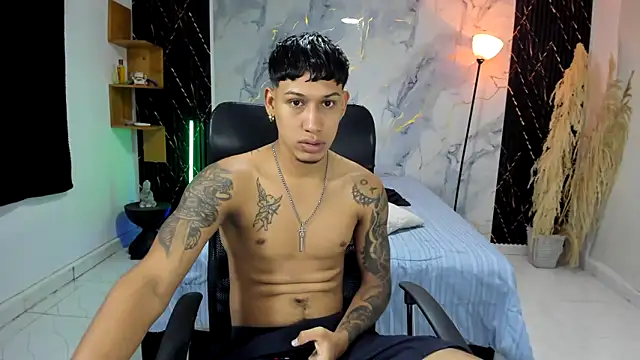 slim master12 online show from May 6, 2026, 11:32 pm
