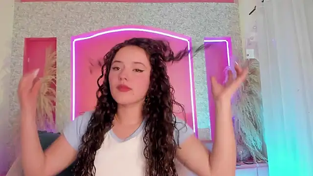 Aurora aaa online show from January 20, 2025, 7:46 pm