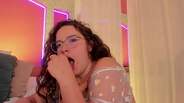 Aurora aaa online show from January 30, 2025, 10:51 pm