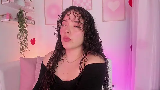 Aurora aaa online show from February 17, 2025, 9:08 pm