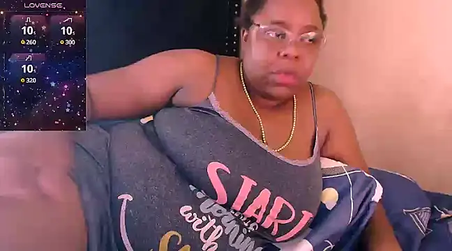 Snapshot of TatianaSantodomingo chatting on January 1, 2025, 2:19 am TatianaSantodomingo online show from January 1, 2025, 2:19 am