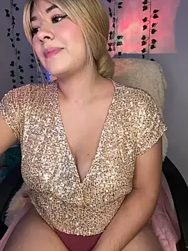 Snapshot of Grecia_21 chatting on December 30, 2024, 5:02 pm Grecia 21 online show from December 30, 2024, 5:02 pm