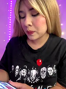 Snapshot of Grecia_21 chatting on October 8, 2025, 4:04 pm Grecia 21 online show from October 8, 2025, 4:04 pm