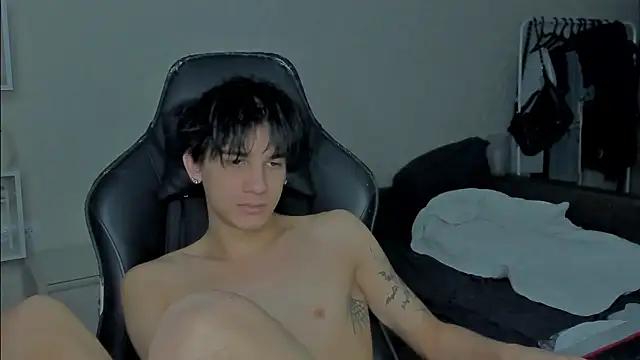 MarkBrowniii online show from December 27, 2024, 5:09 am