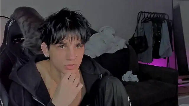 MarkBrowniii online show from January 21, 2025, 8:00 pm