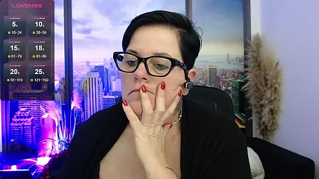 ninarandmann online show from December 7, 2024, 7:21 pm