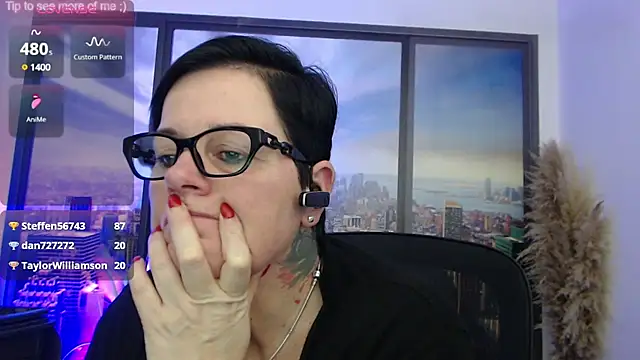 ninarandmann online show from February 2, 2025, 6:31 pm