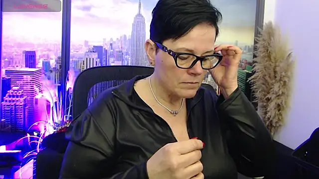 ninarandmann online show from February 27, 2025, 7:15 pm