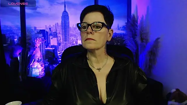 ninarandmann online show from March 22, 2026, 5:27 pm