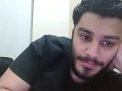 robintoit online show from November 18, 2025, 5:28 pm