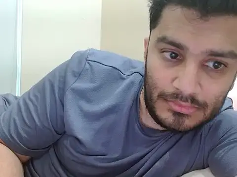 robintoit online show from March 28, 2026, 4:23 am