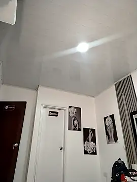 Natasha milf   online show from April 12, 2026, 12:37 am