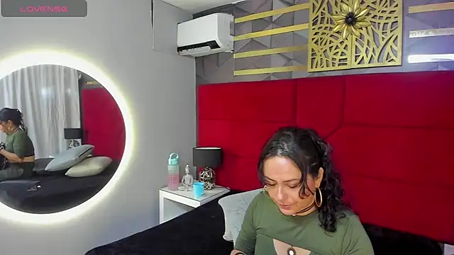 hanny milf online show from January 11, 2025, 11:56 am