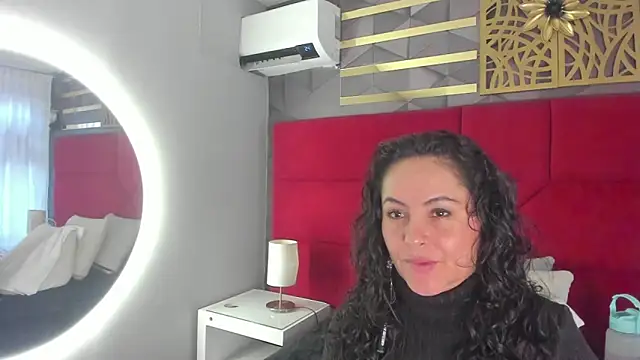 Snapshot of hanny_milf chatting on April 21, 2026, 11:38 am hanny milf online show from April 21, 2026, 11:38 am