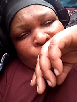 HOTSUGARX5 online show from December 18, 2024, 9:25 am