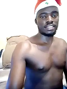 MaskedGQ online show from December 18, 2024, 2:17 pm