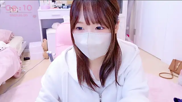 Yui-Ch online show from January 3, 2025, 11:12 pm