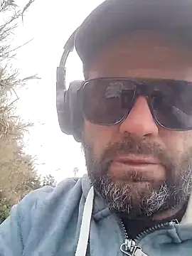 DJUX online show from January 18, 2025, 1:29 pm
