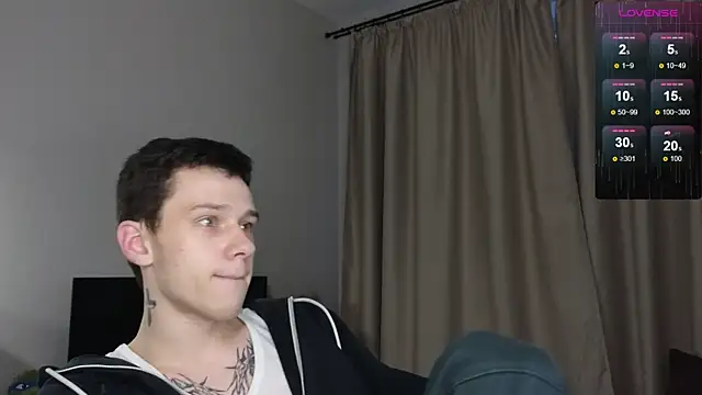 R1mmo   online show from November 21, 2025, 12:48 pm