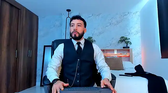 bruno woods online show from March 21, 2025, 1:12 pm