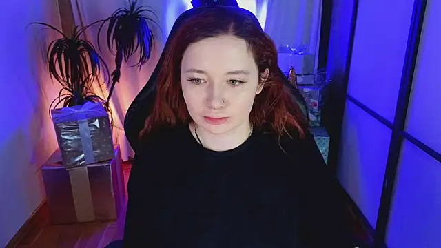 carolina elf online show from December 21, 2024, 6:09 am