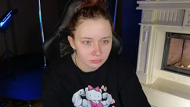 carolina elf online show from February 5, 2025, 5:41 am