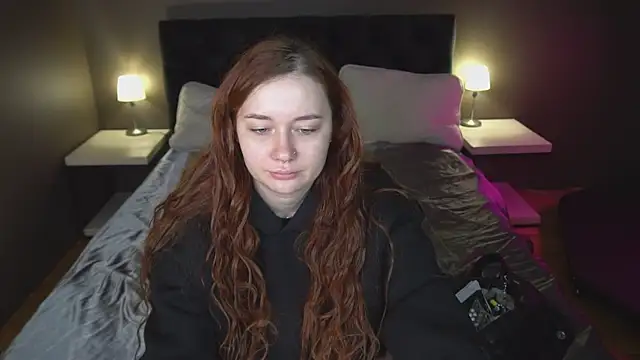 carolina elf online show from February 22, 2025, 5:44 am