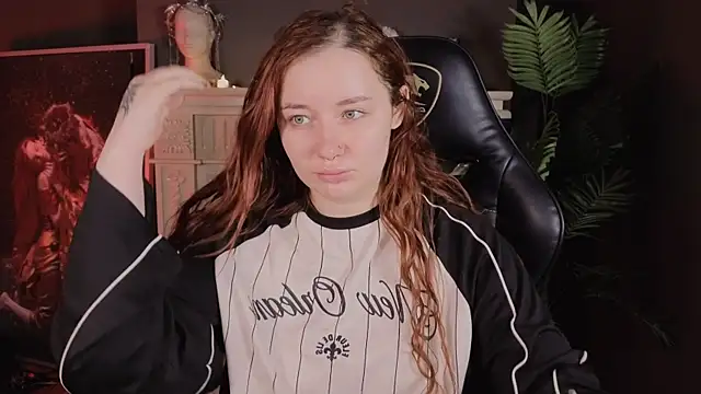 carolina elf online show from February 26, 2025, 9:10 am