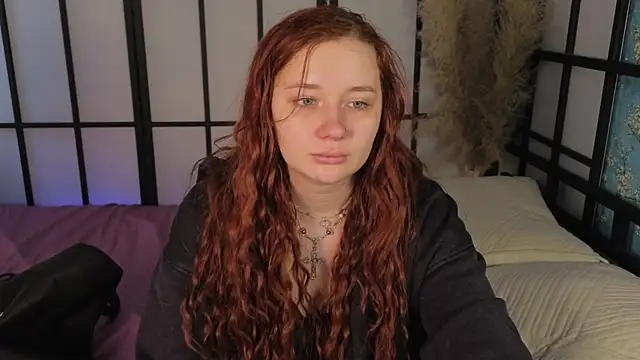 carolina elf online show from March 15, 2025, 12:34 pm