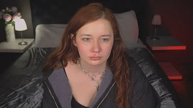 carolina elf online show from March 18, 2025, 9:52 am