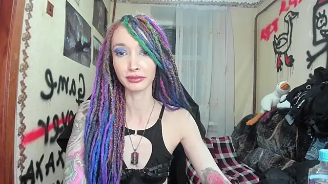 Snapshot of Roxy_Silver chatting on December 30, 2024, 1:26 am Roxy Silver online show from December 30, 2024, 1:26 am