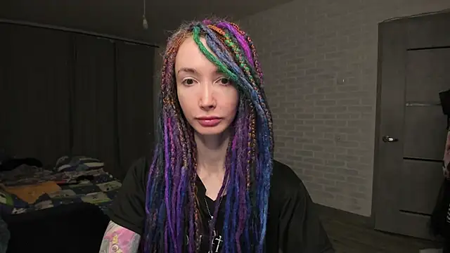 Snapshot of Roxy_Silver chatting on January 7, 2025, 5:53 pm Roxy Silver online show from January 7, 2025, 5:53 pm