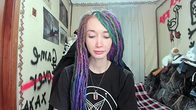 Snapshot of Roxy_Silver chatting on January 19, 2025, 7:04 pm Roxy Silver online show from January 19, 2025, 7:04 pm