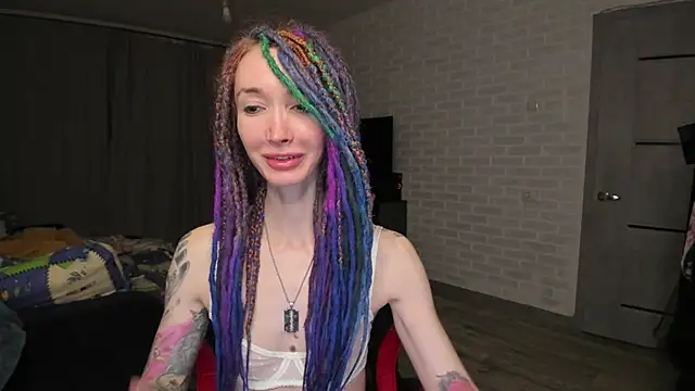 Snapshot of Roxy_Silver chatting on January 28, 2025, 1:08 am Roxy Silver online show from January 28, 2025, 1:08 am