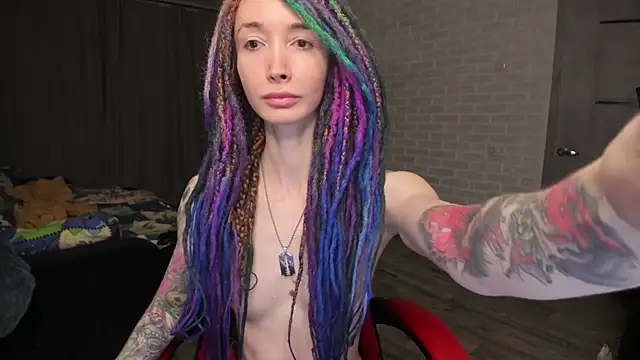 Snapshot of Roxy_Silver chatting on January 31, 2025, 10:52 pm Roxy Silver online show from January 31, 2025, 10:52 pm