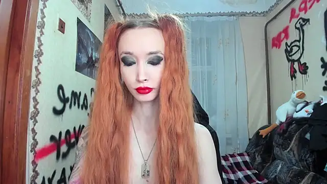 Snapshot of Roxy_Silver chatting on February 16, 2025, 9:16 pm Roxy Silver online show from February 16, 2025, 9:16 pm