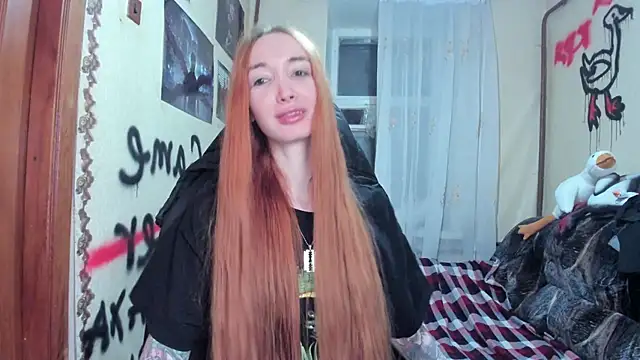 Snapshot of Roxy_Silver chatting on February 19, 2025, 8:20 pm Roxy Silver online show from February 19, 2025, 8:20 pm
