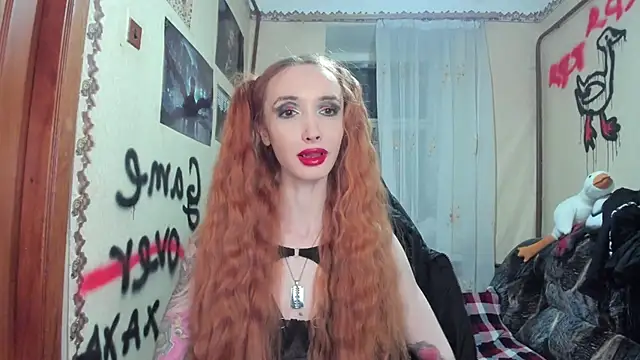 Snapshot of Roxy_Silver chatting on February 23, 2025, 9:05 pm Roxy Silver online show from February 23, 2025, 9:05 pm