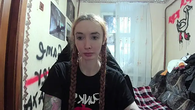 Snapshot of Roxy_Silver chatting on February 26, 2025, 6:54 pm Roxy Silver online show from February 26, 2025, 6:54 pm