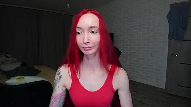 Roxy Silver online show from February 10, 2026, 1:53 am