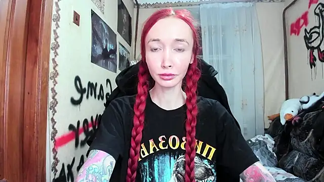 Roxy Silver online show from February 21, 2026, 8:21 pm