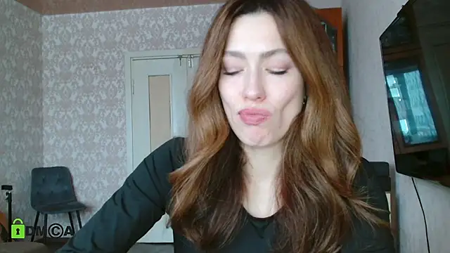 Snapshot of alicia_spicy chatting on December 17, 2024, 8:45 am alicia spicy online show from December 17, 2024, 8:45 am