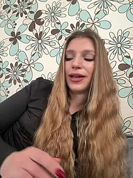 Snapshot of adel_secret chatting on January 17, 2026, 12:43 pm adel secret online show from January 17, 2026, 12:43 pm