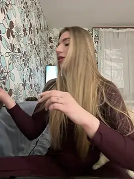 adel secret online show from April 1, 2026, 7:33 pm