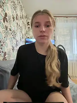 adel secret online show from April 7, 2026, 11:43 am