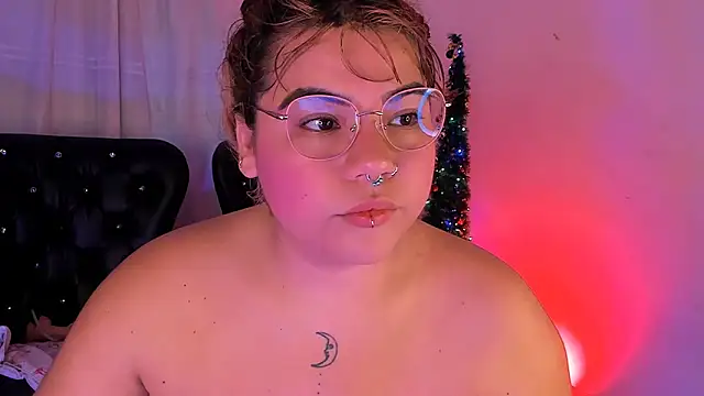Samanta cutee online show from December 28, 2024, 8:36 pm