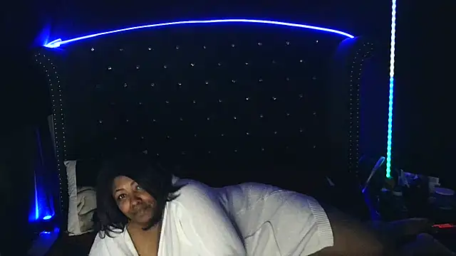 Snapshot of msyvette1970@xh chatting on February 13, 2025, 5:05 am msyvette1970xh online show from February 13, 2025, 5:05 am