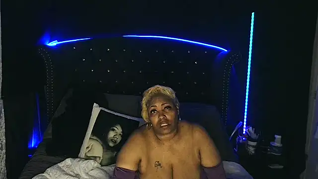 Snapshot of msyvette1970@xh chatting on February 28, 2025, 3:48 am msyvette1970xh online show from February 28, 2025, 3:48 am