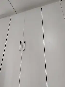 cleopatra-phaedra online show from September 21, 2025, 1:24 pm