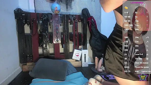  Hanna white  online show from February 19, 2026, 3:13 am